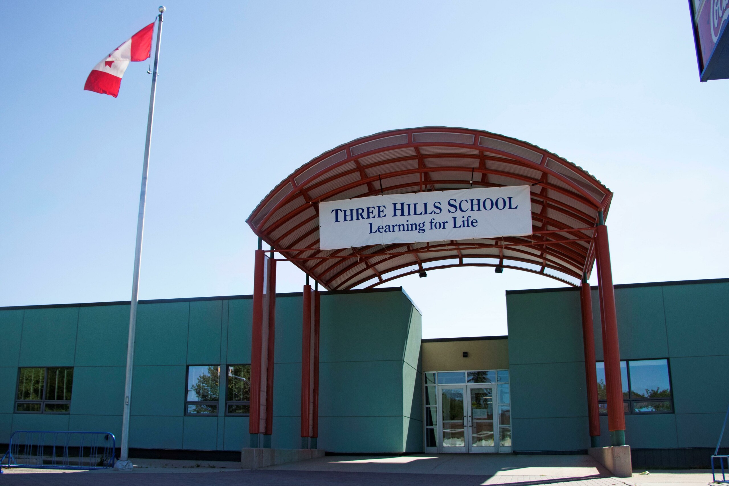 Three Hills School