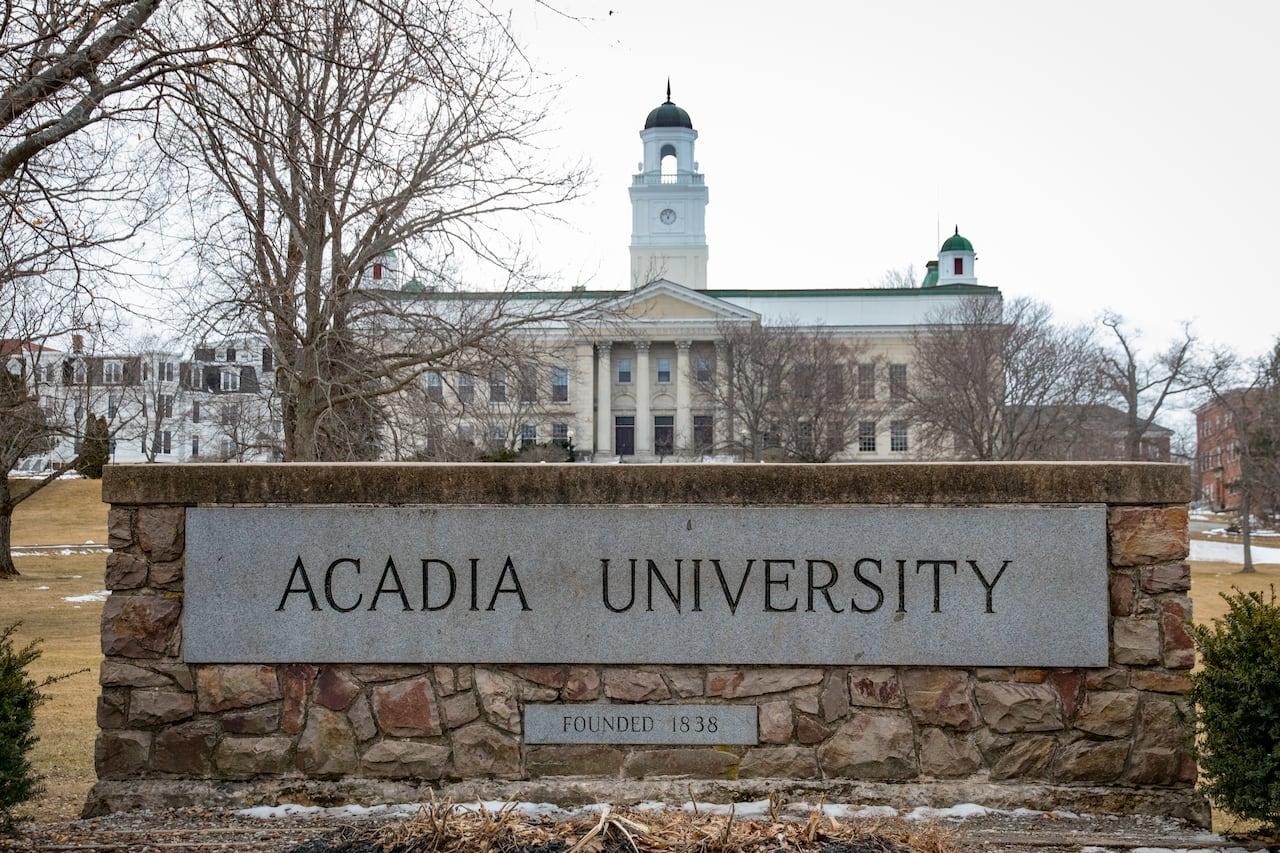 Acadia University (AcadiaU)